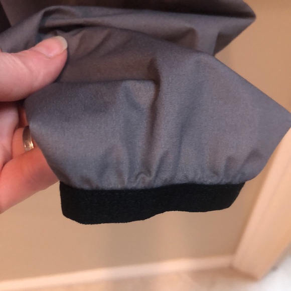 Mens Rabbit Swish Running Jacket - Picture 6 of 7